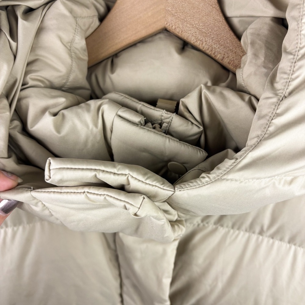 lululemon athletica Cream Puffer Coat - Picture 4 of 12